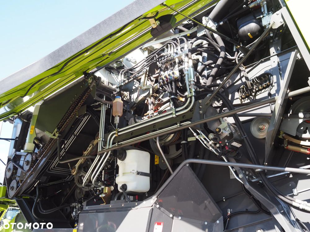 Claas Lexion 760TT + V930 - 9