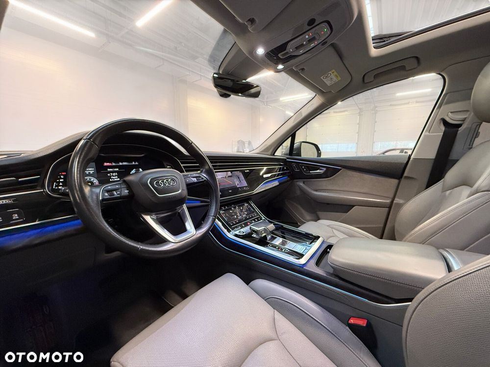 Audi Q7 - 19