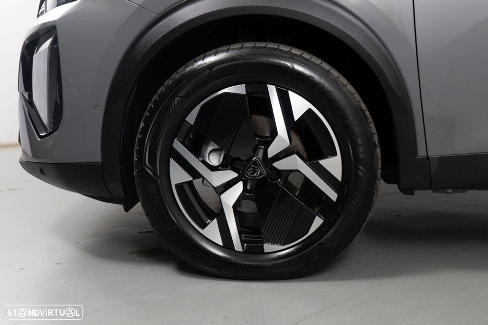 Peugeot 2008 1.2 PureTech Allure Pack EAT8 - 21