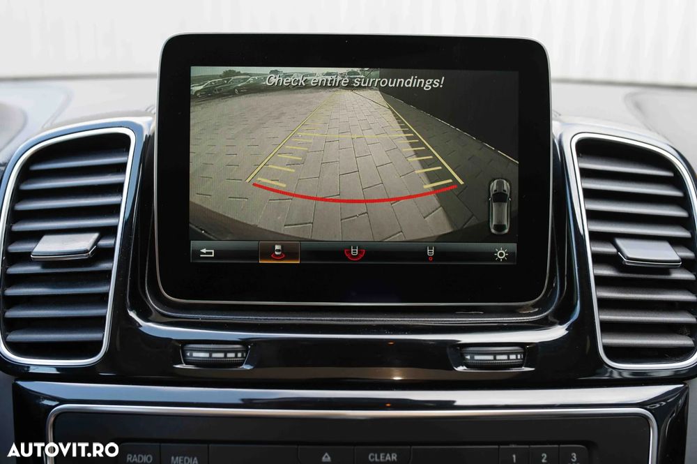 Mercedes-Benz GLE 350 d 4MATIC 9G-TRONIC AMG Line - 32
