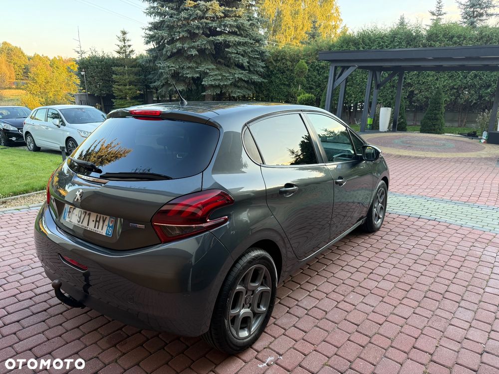 Peugeot 208 1.2 VTi Style - 6