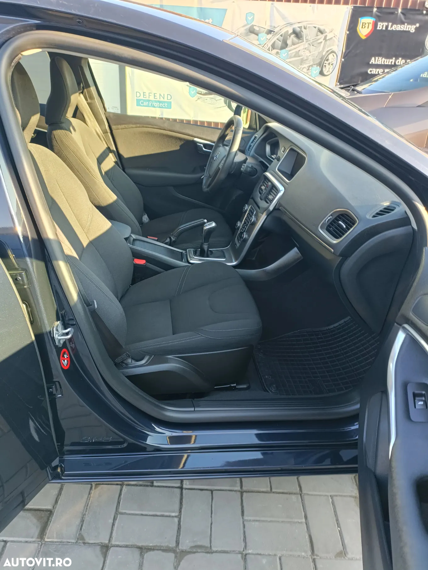 Volvo V40 Cross Country D2 Kinetic - 9