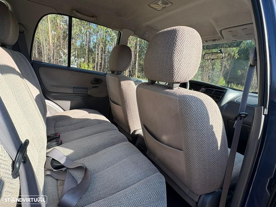 Suzuki Grand Vitara Metal Top 2.0 TDi - 15