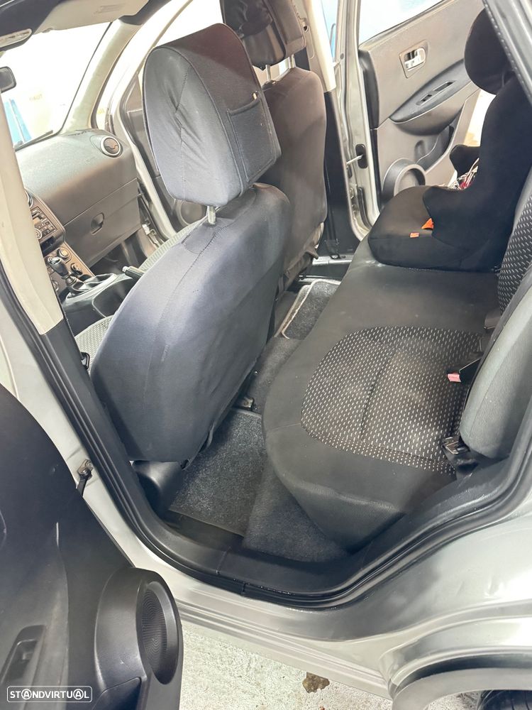 Nissan Qashqai 1.5 dCi Visia Business - 4