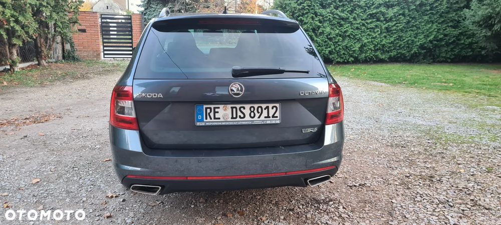 Skoda Octavia 2.0 TDI RS DSG - 8