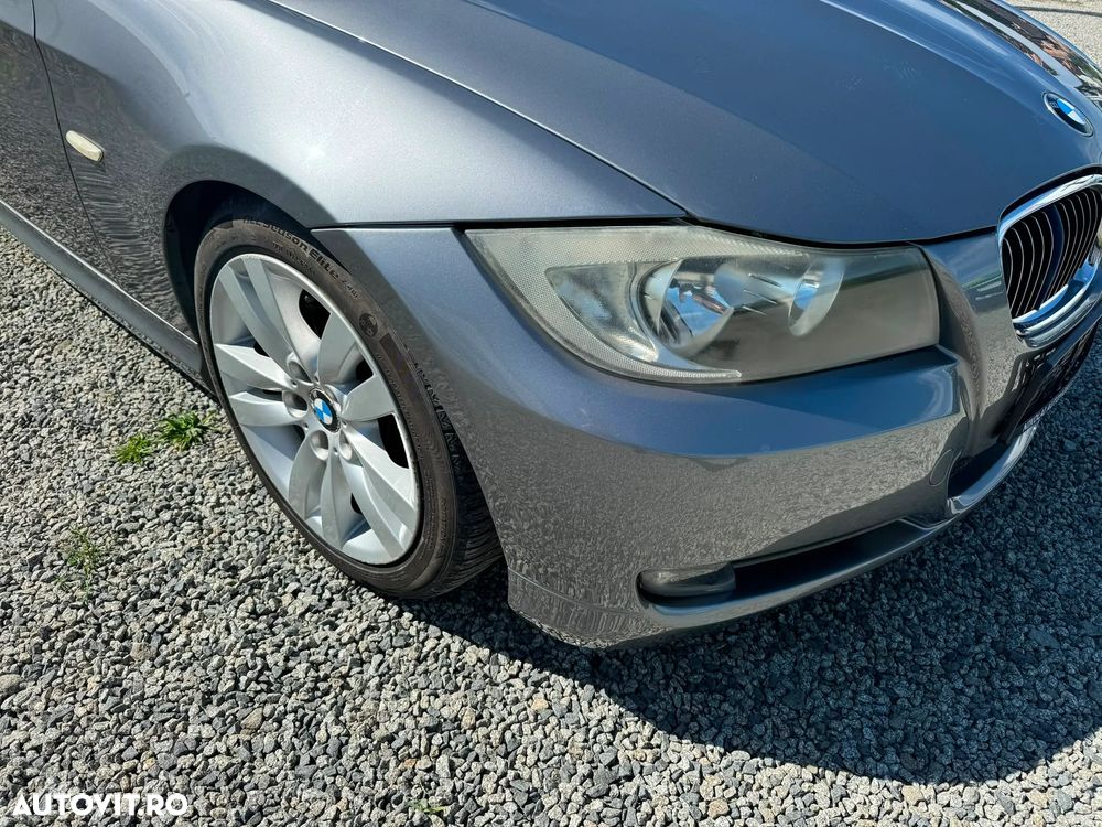 BMW Seria 3 318i - 15
