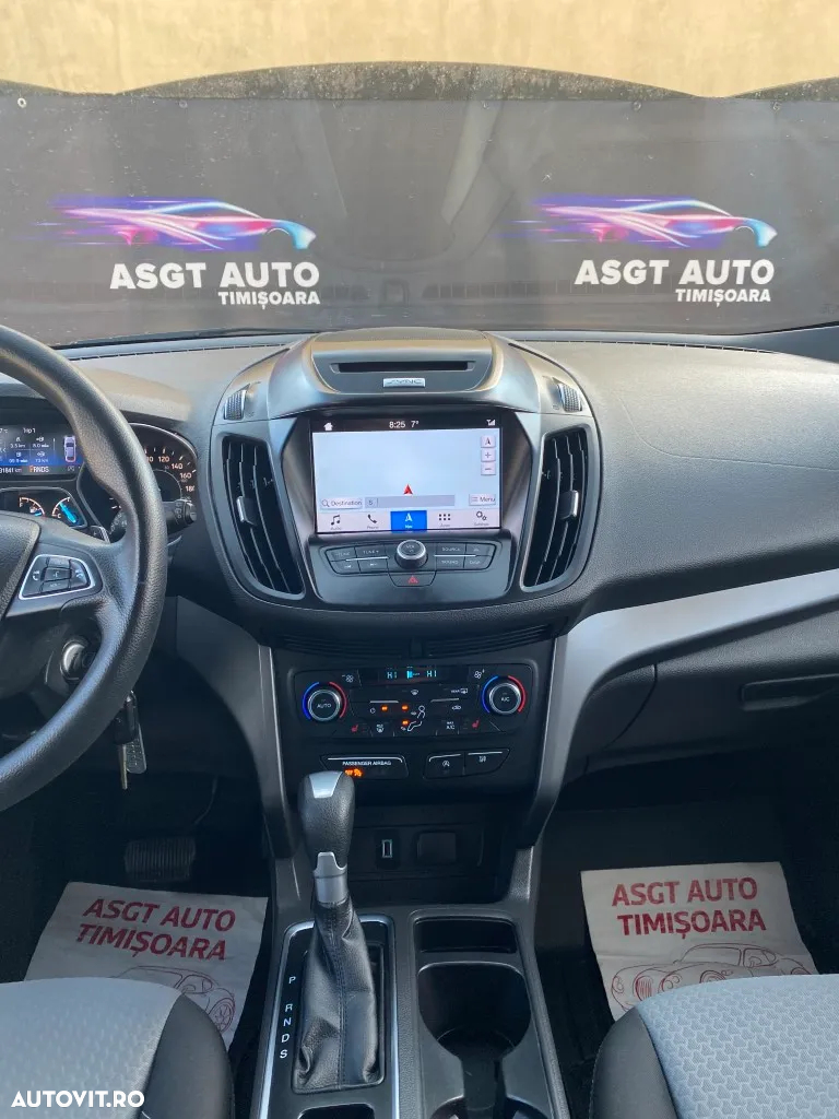 Ford Kuga - 9