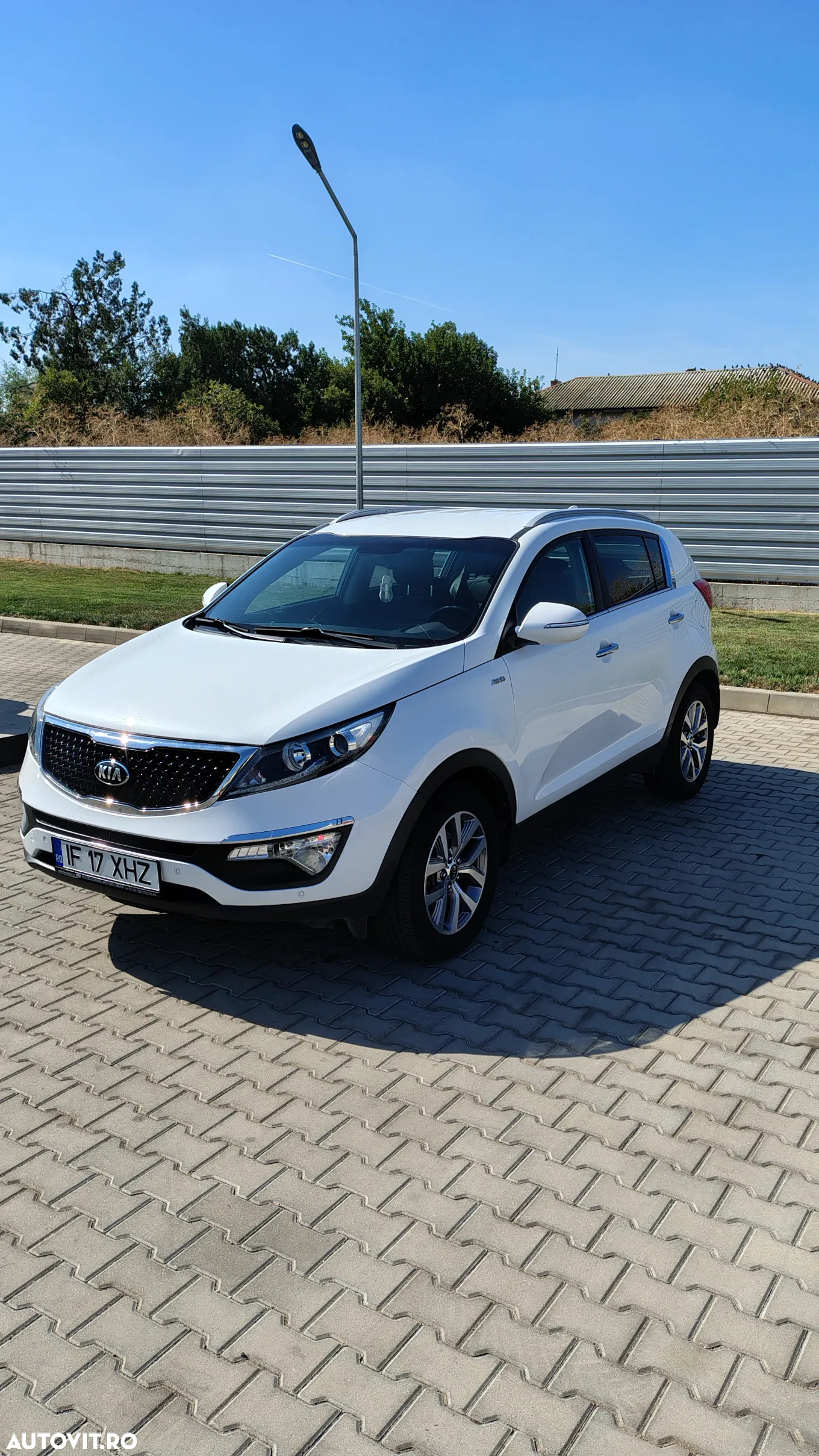 Kia Sportage 2.0 DSL MT 4x4 PREMIUM - 3