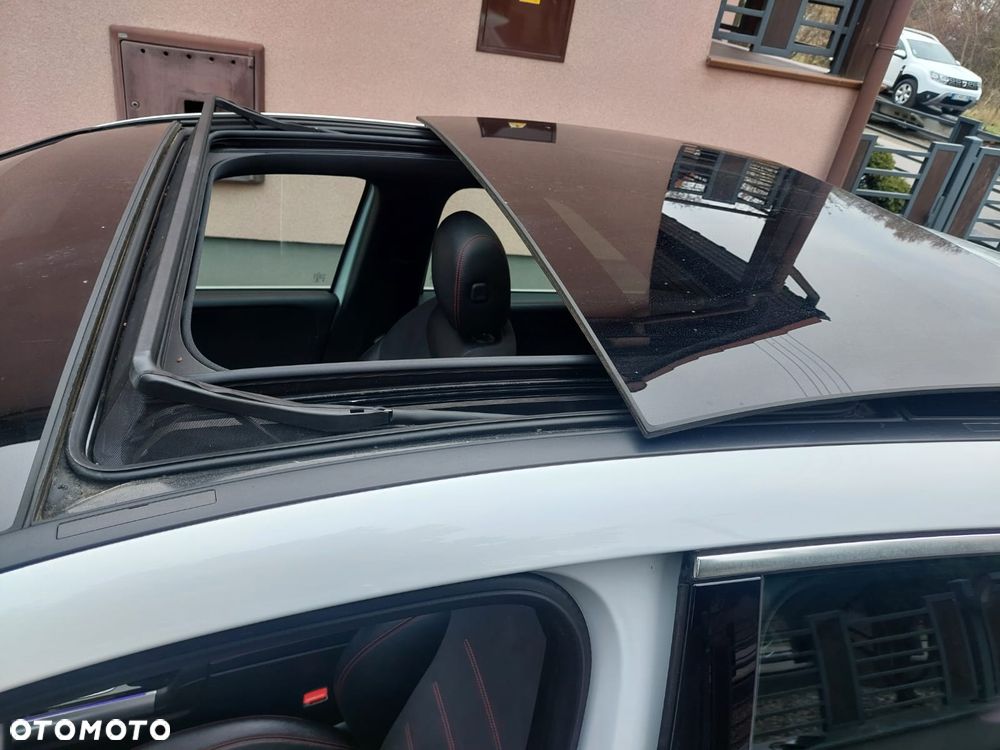 Mercedes-Benz Klasa B 180 d 7G-DCT AMG Line - 20