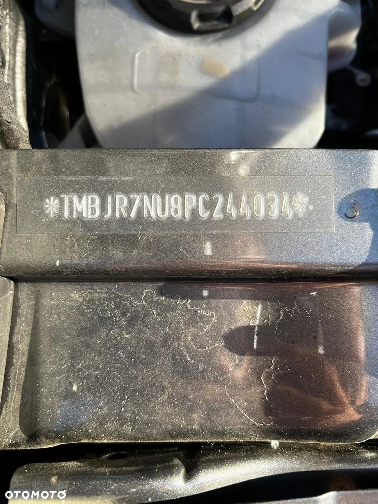 Skoda Karoq 1.5 TSI ACT 4x2 Style DSG - 11