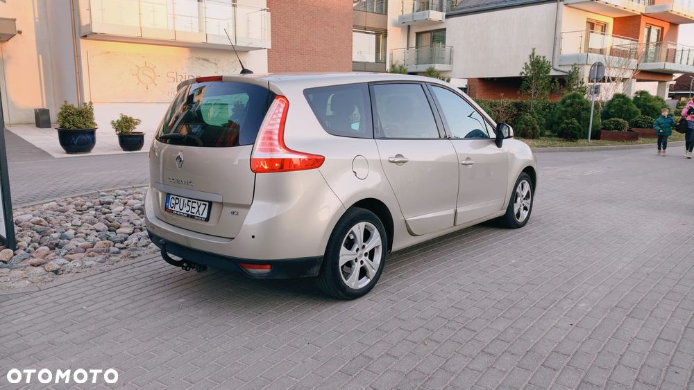 Renault Scenic dCi 160 FAP Dynamique - 2