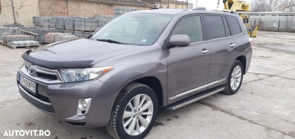 Toyota Highlander - 2