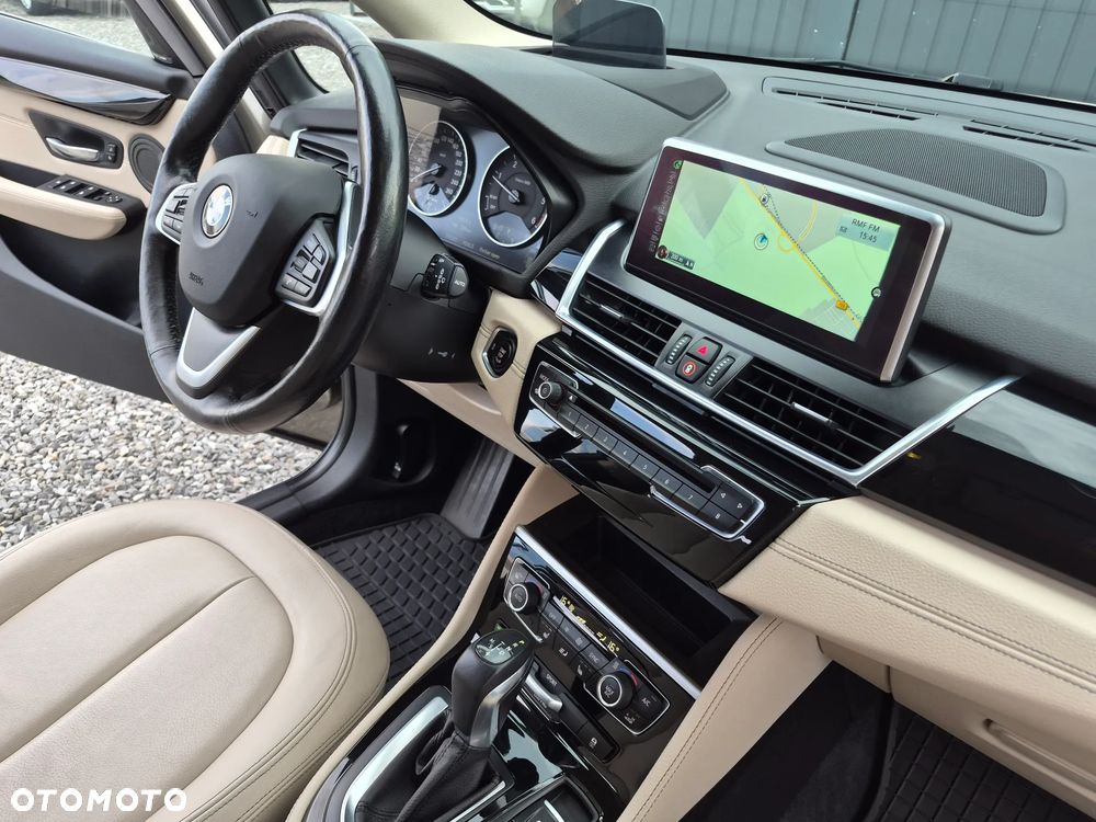 BMW Seria 2 218d Sport-Aut Luxury Line - 12