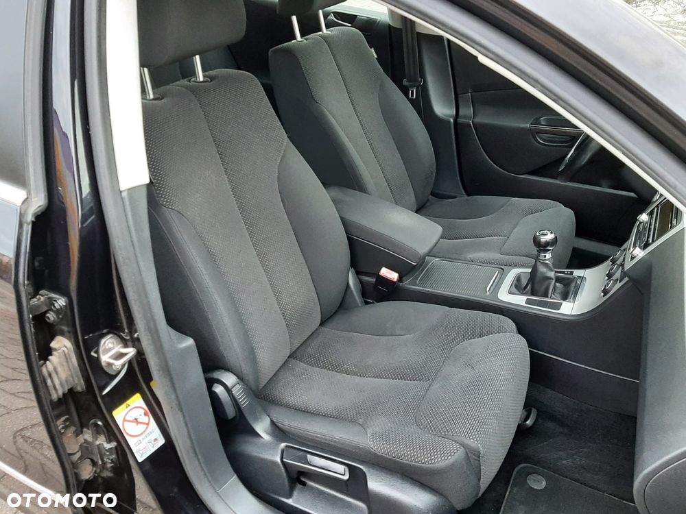 Volkswagen Passat Variant - 8