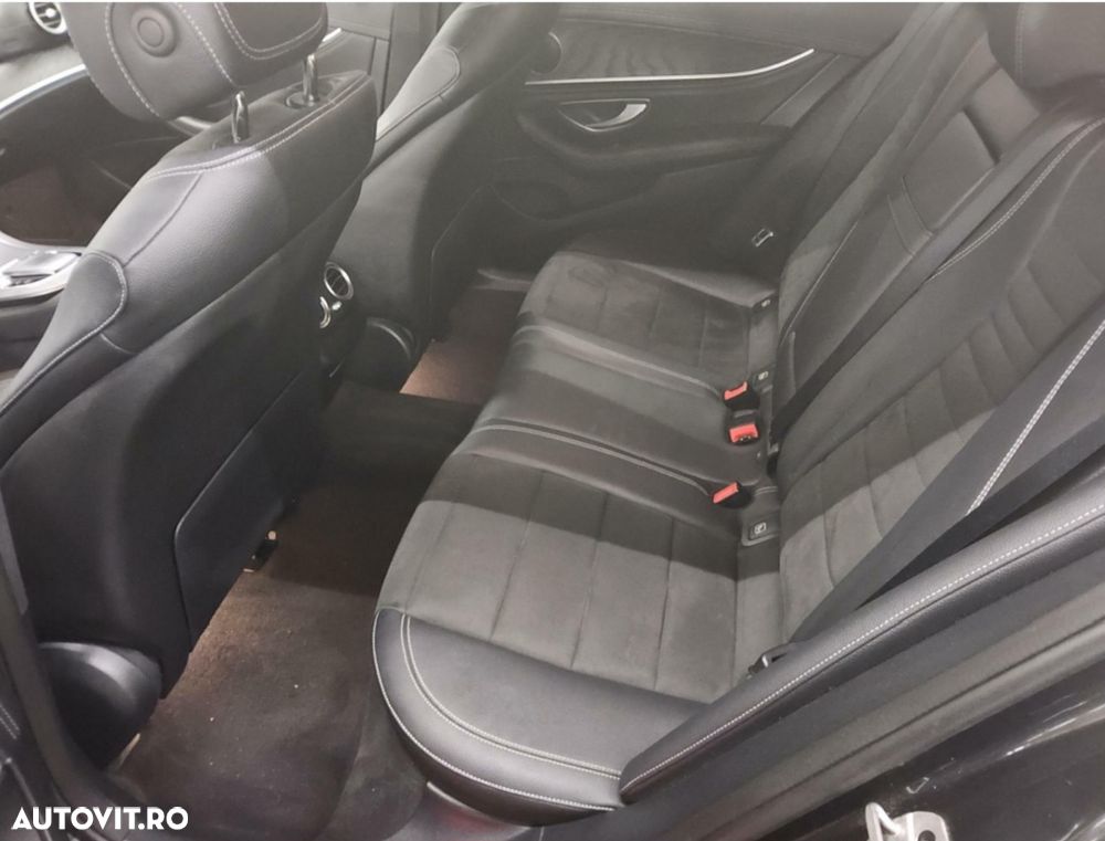 Mercedes-Benz E 300 Aut. - 10