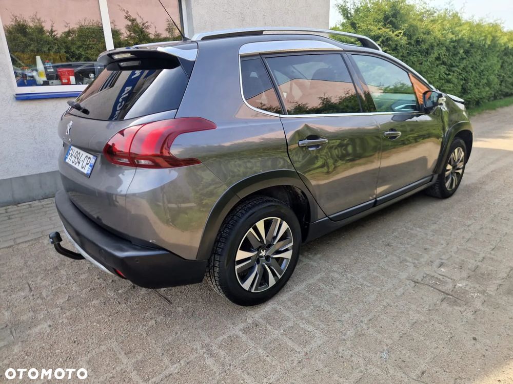 Peugeot 2008 - 6