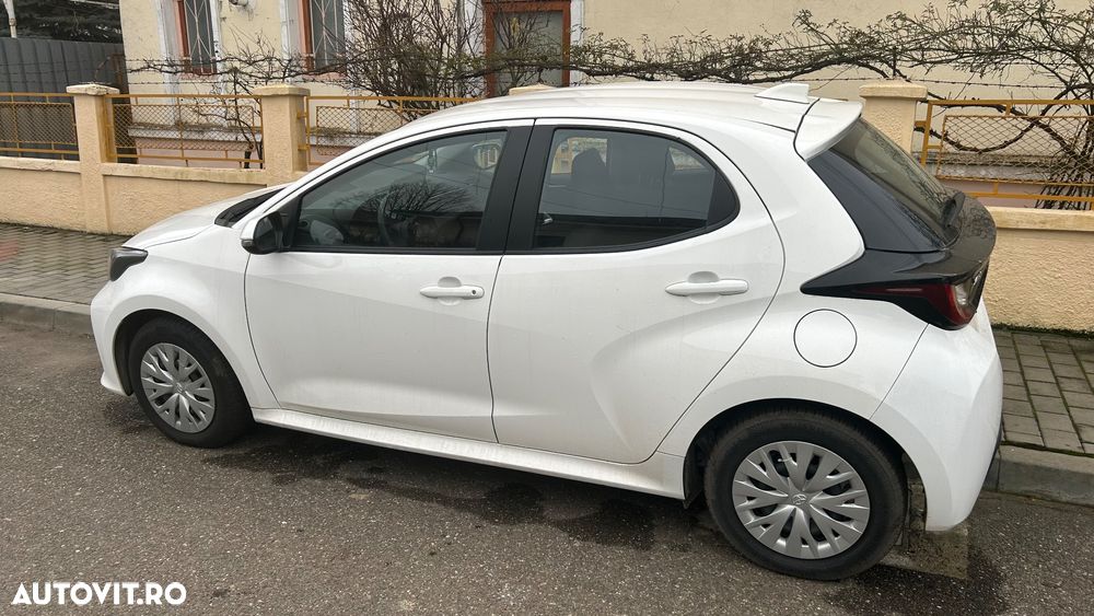 Toyota Yaris 1.5 L Active - 3