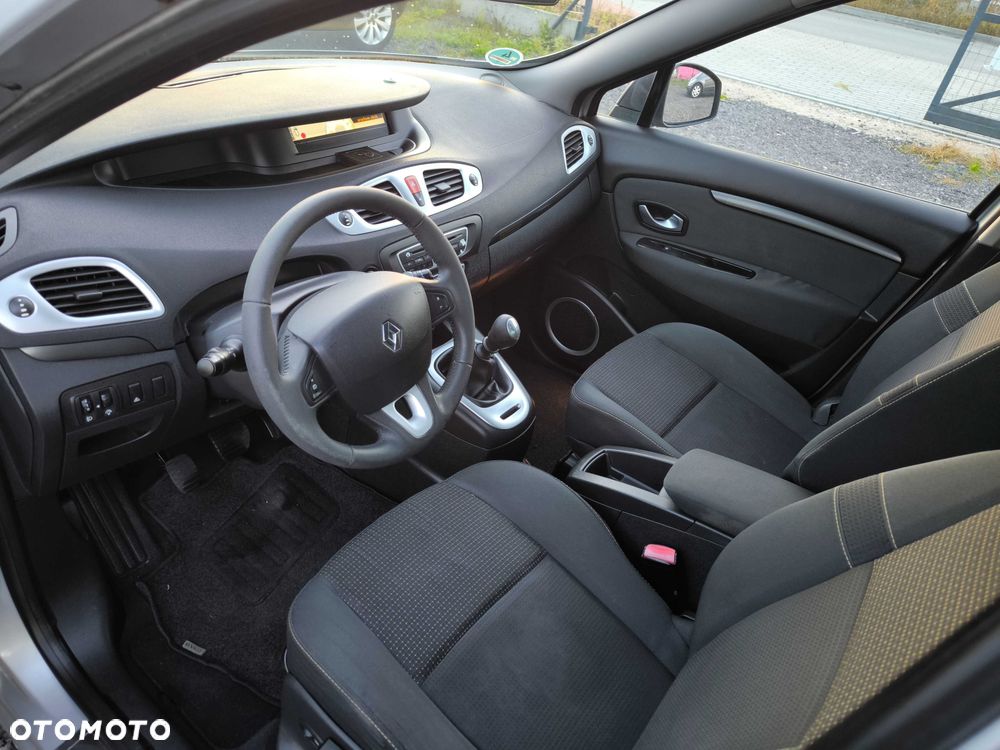 Renault Scenic - 9