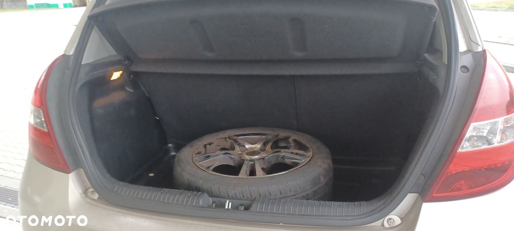 Hyundai i20 1.2 Classic - 7