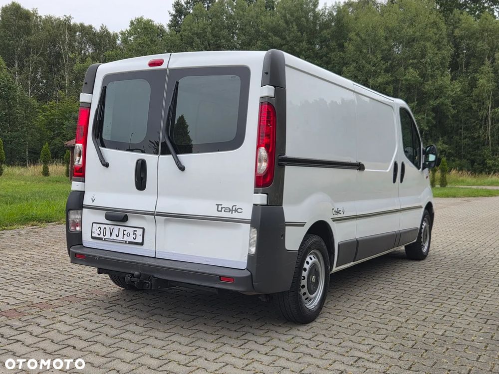 Renault Trafic - 11