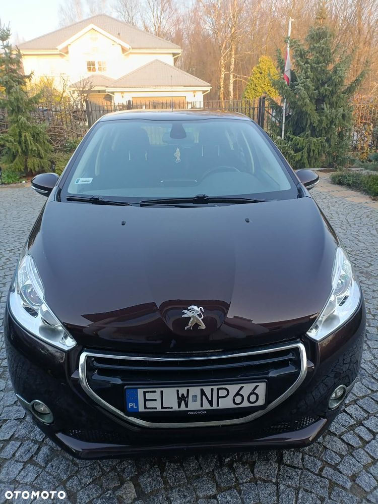 Peugeot 208 1.6 e-HDi Allure STT - 1