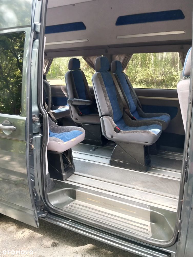 Volkswagen Transporter - 6