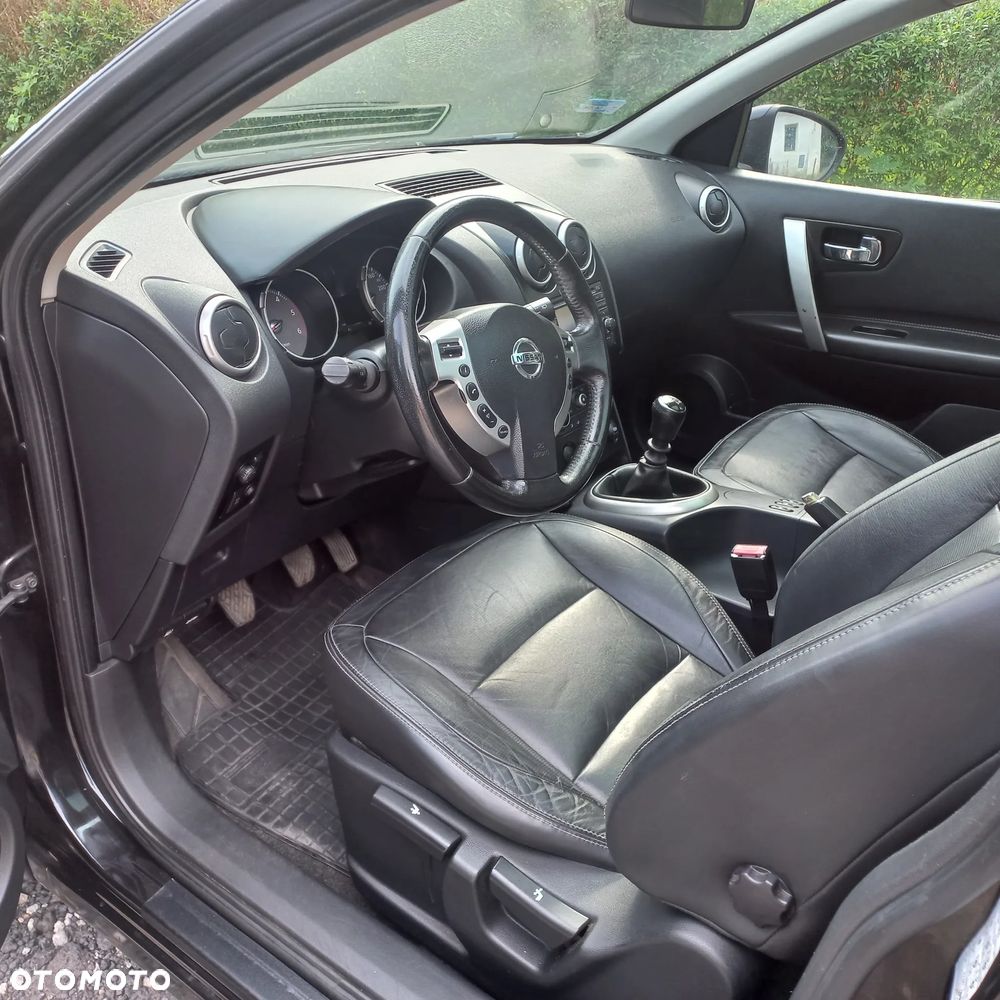 Nissan Qashqai+2 - 2