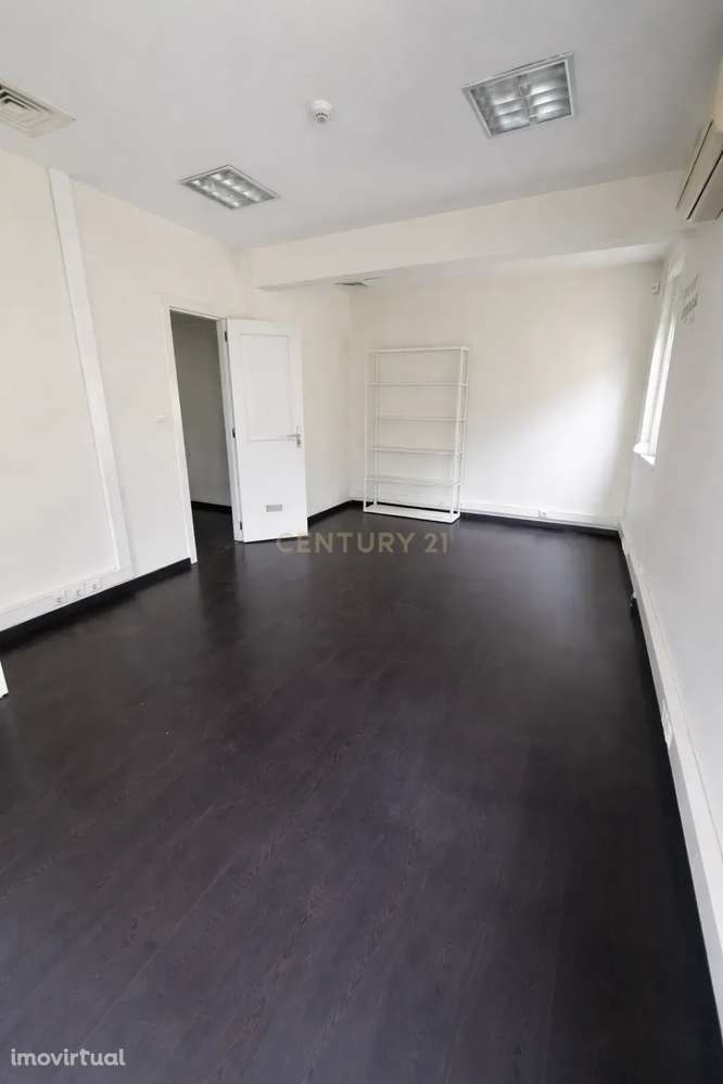 Moradia Independente para Arrendamento | Serviços | Lumiar | Lisboa - Grande imagem: 5/27