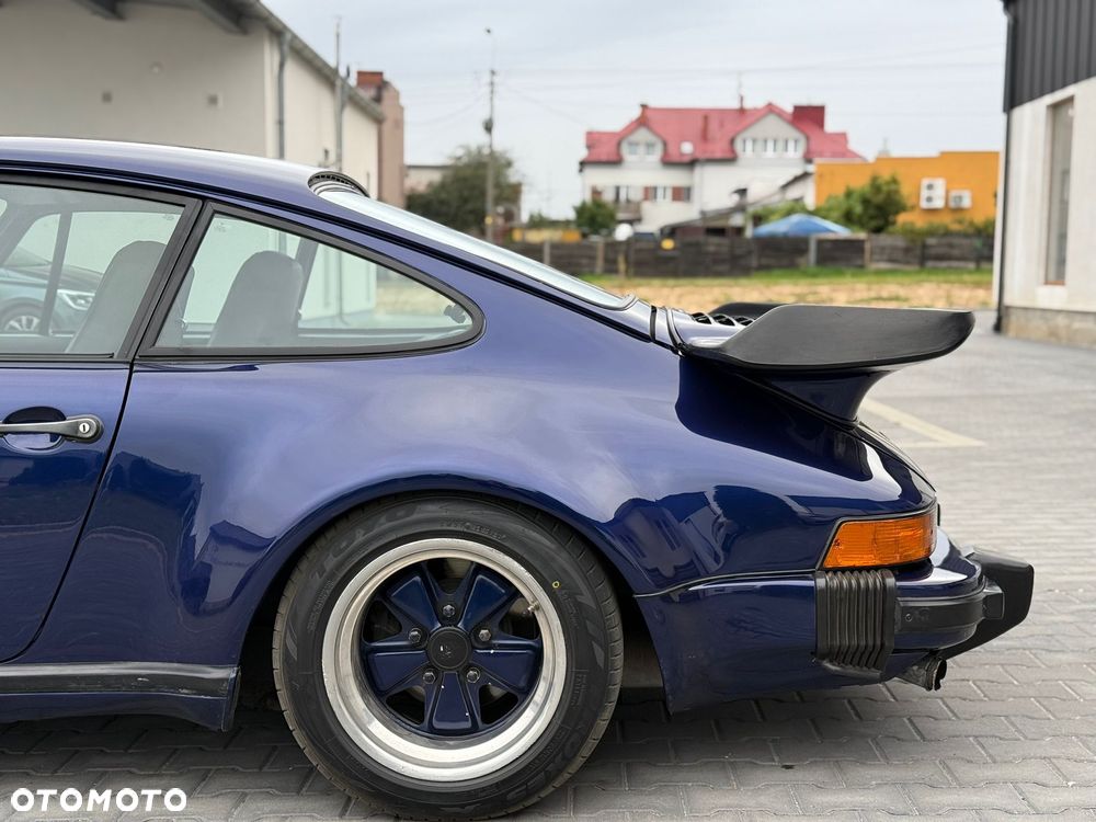 Porsche 911 - 14
