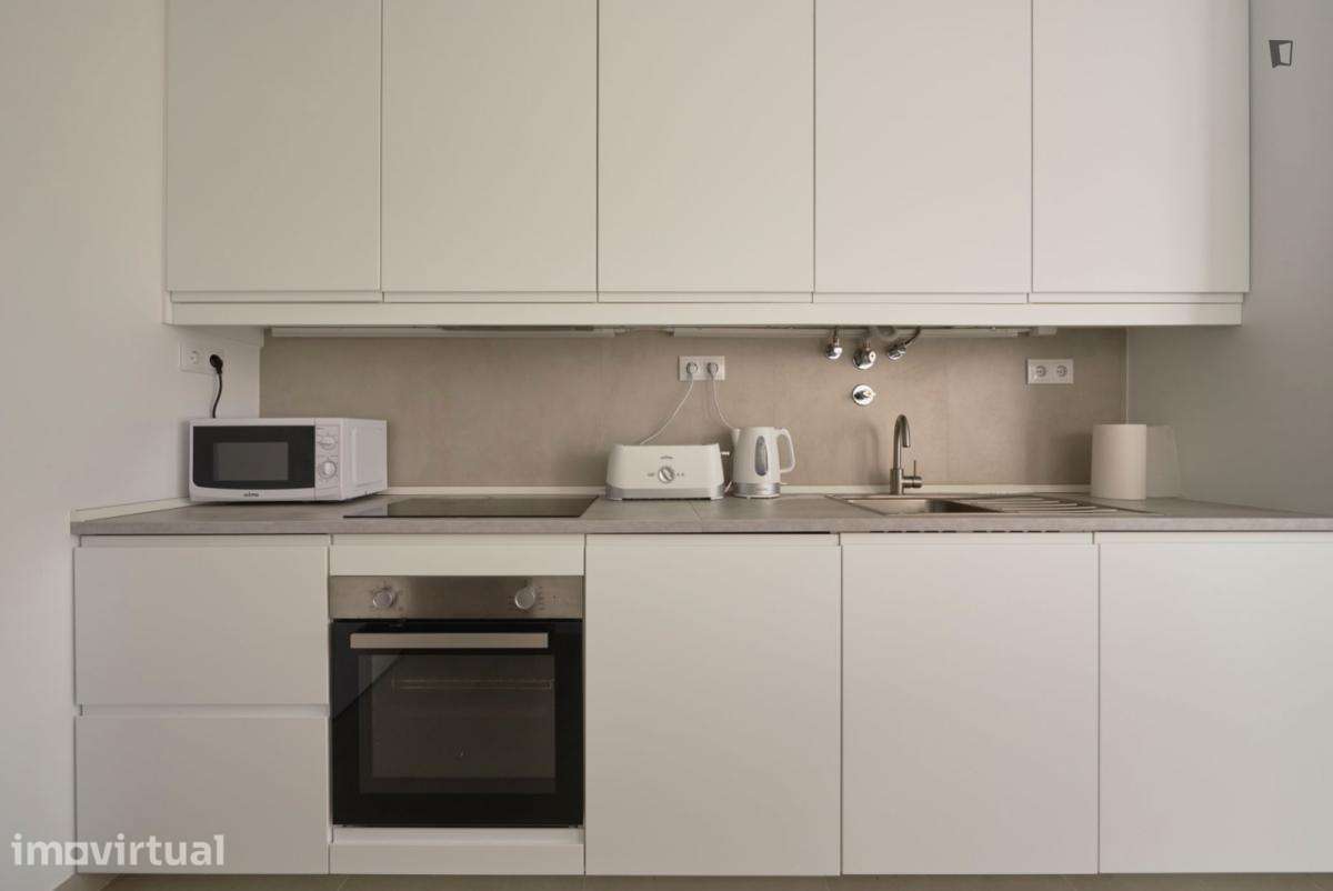 Quarto - localizado em Arroios Lisbon - Grande imagem: 4/12