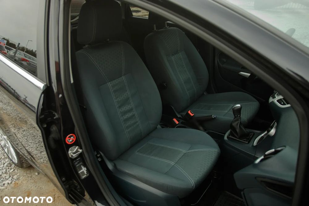 Ford Fiesta 1.25 Titanium X - 25