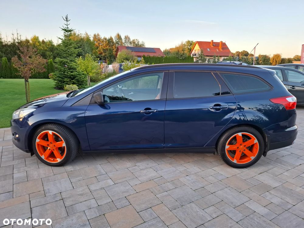 Ford Focus 1.6 TDCi DPF Champions Edition - 12