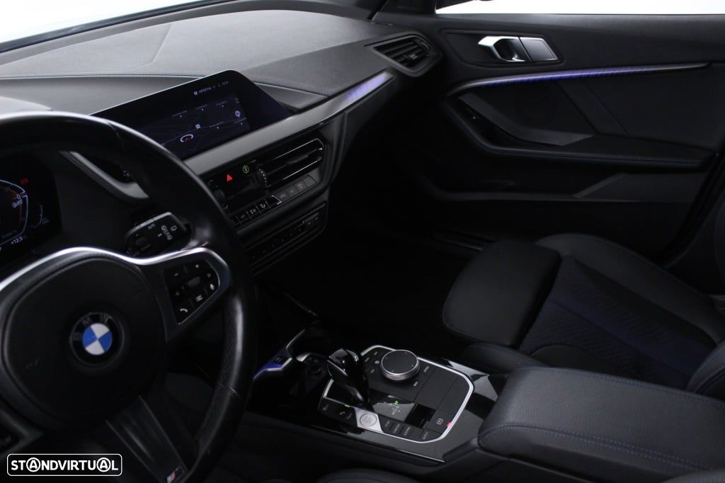 BMW 116 d Pack Desportivo M Auto - 35