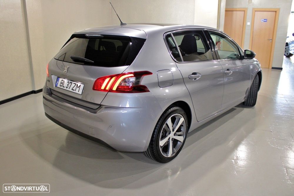 Peugeot 308 BlueHDi 130 Allure Pack - 2