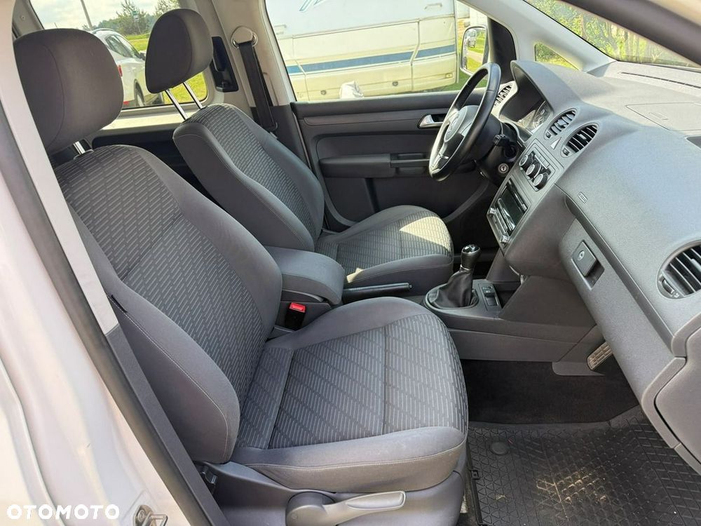 Volkswagen Caddy - 10