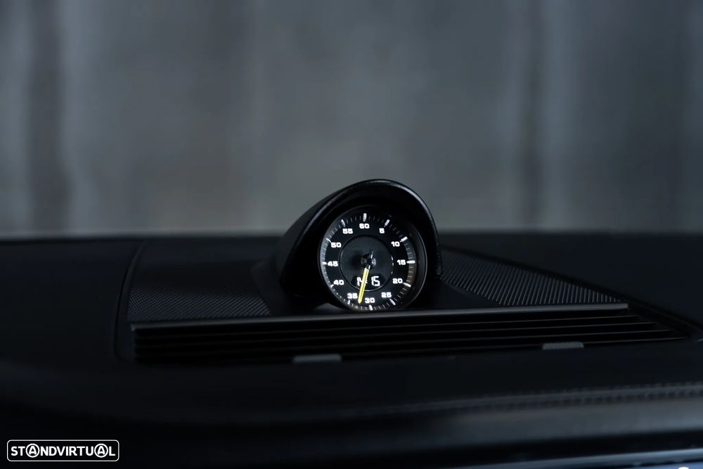 Porsche Panamera Sport Turismo - 17