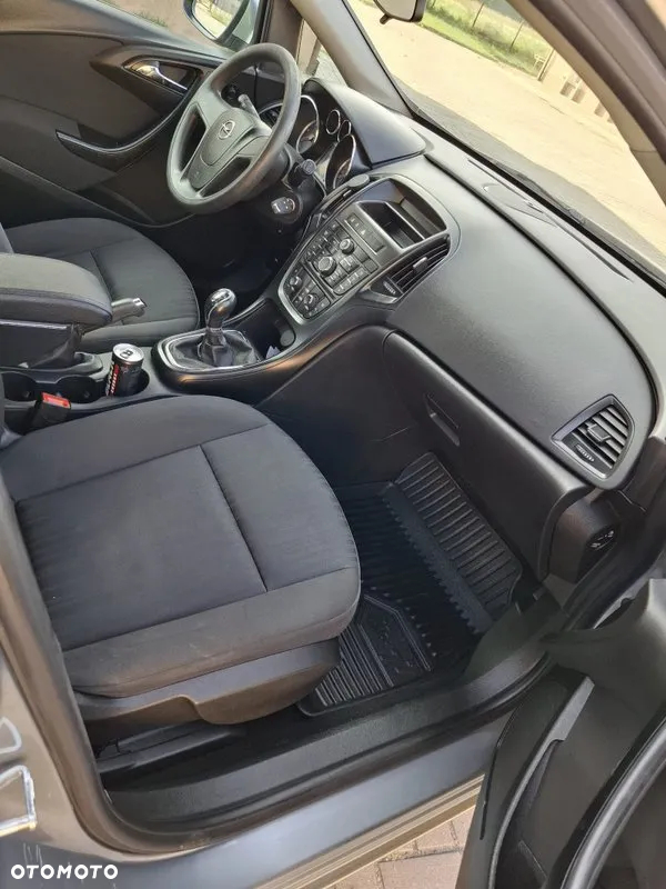 Opel Astra - 9