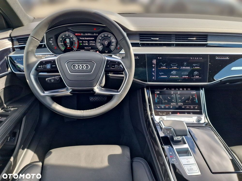 Audi A8 - 14