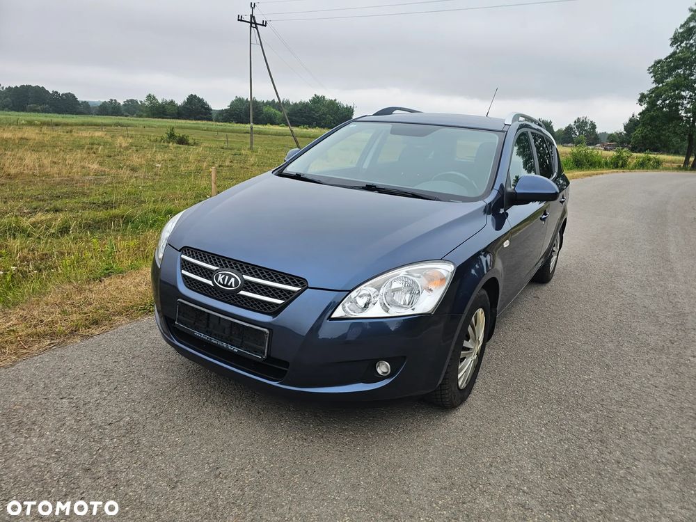 Kia Ceed - 7