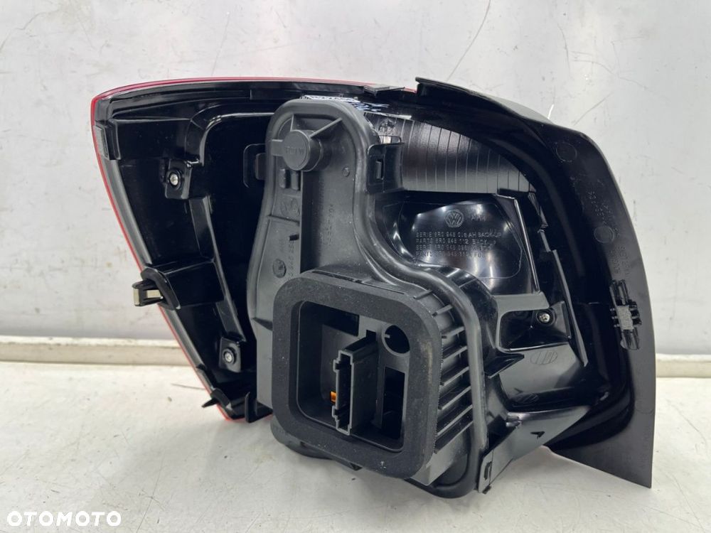 Lampa VW Polo V 6r 09-14r. NOWA prawa tylna w błotnik oryginalna prawy tył EUROPA - 8