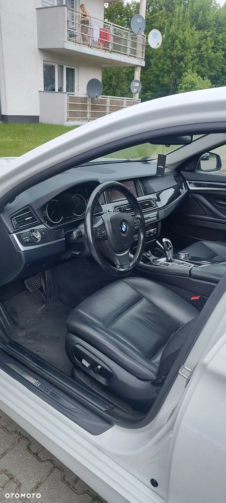 BMW Seria 5 520d - 7