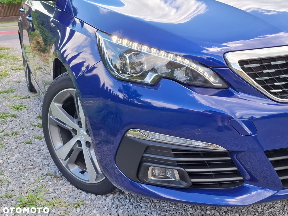 Peugeot 308 PureTech 130 EAT8 GT - 7