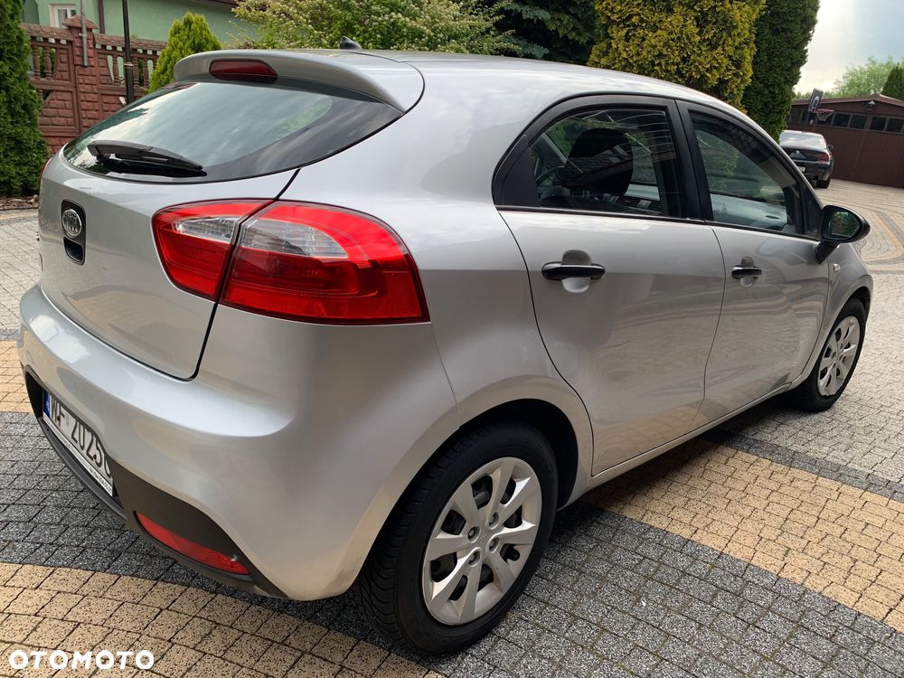 Kia Rio 1.4 M - 20