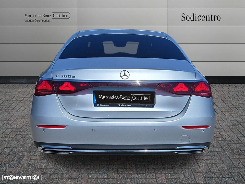 Mercedes-Benz E 300 e - 9
