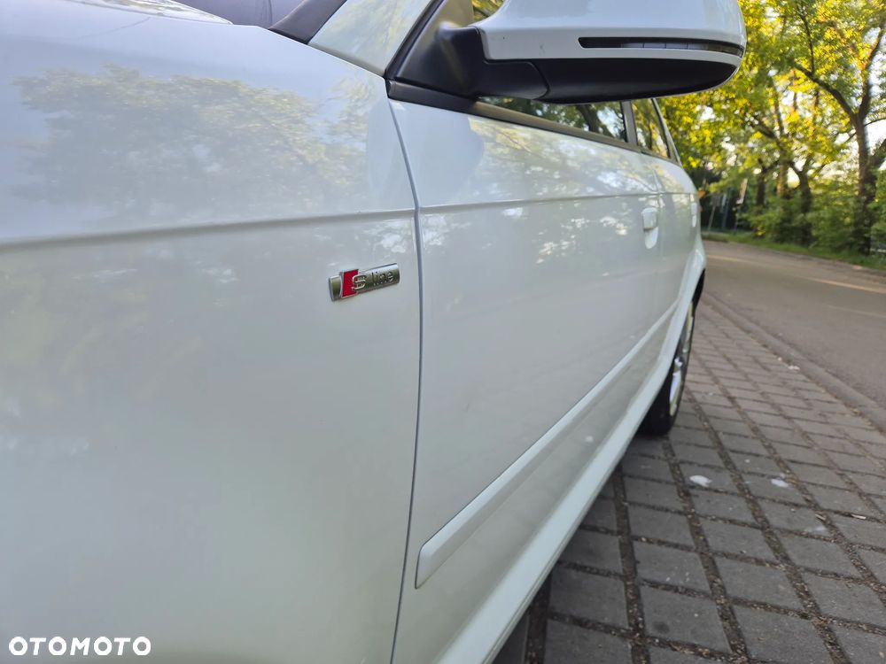Audi A3 Sportback 2.0 TDI DPF S line Sportpaket - 11