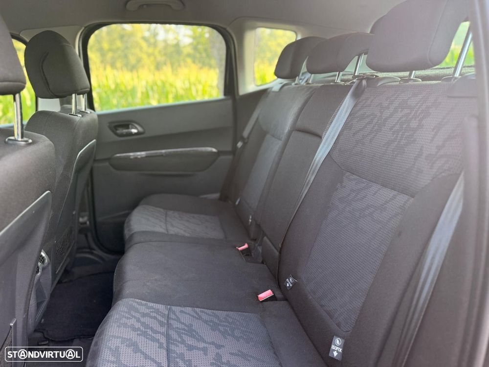 Peugeot 3008 1.6 HDi Executive CMP6 - 17