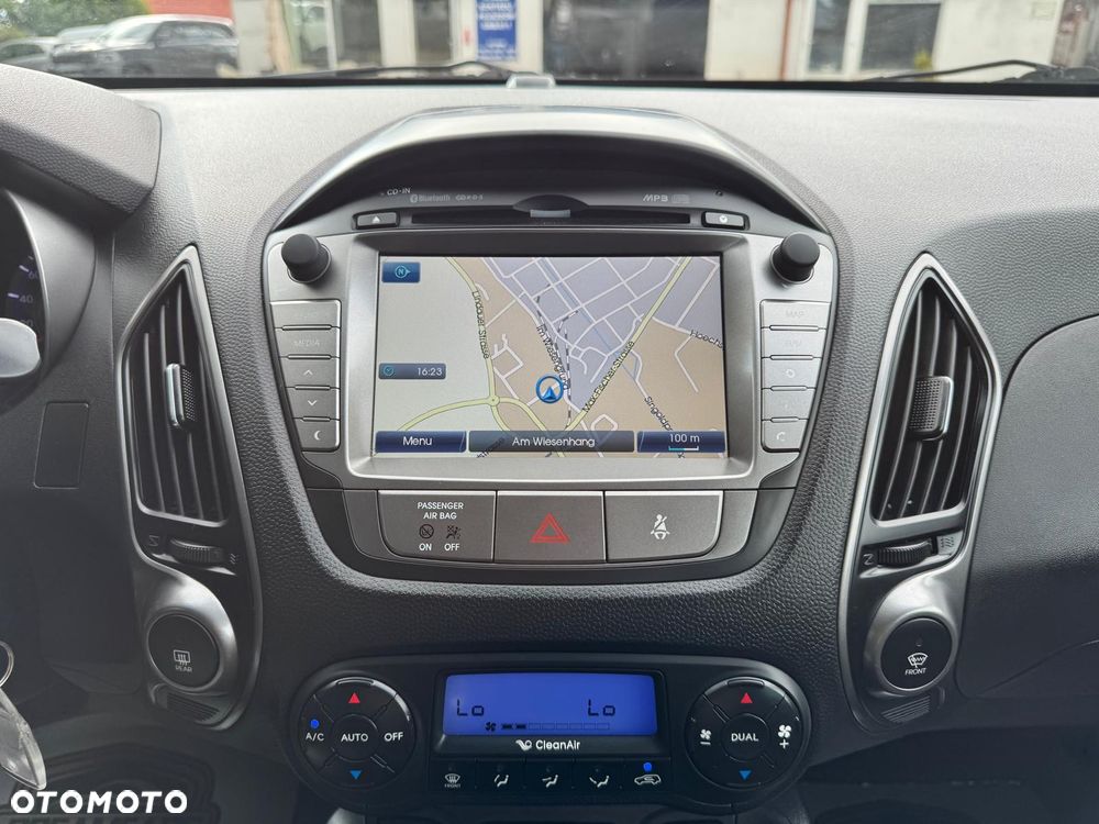 Hyundai ix35 - 23