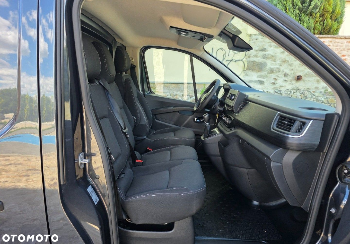 Renault Trafic - 19
