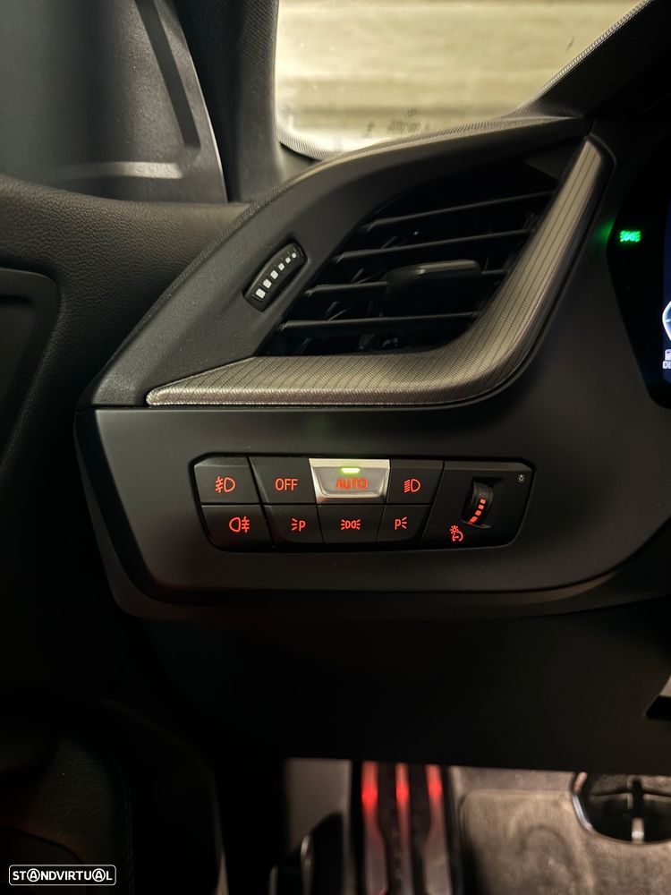 BMW 216 Gran Coupé - 12