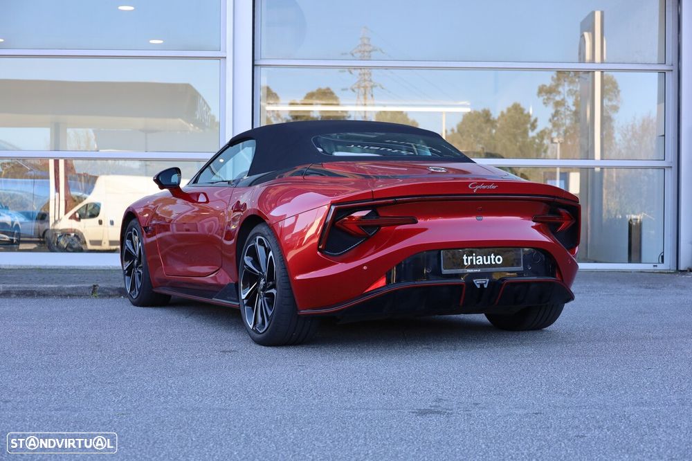 MG Cyberster 77 kWh GT - 36